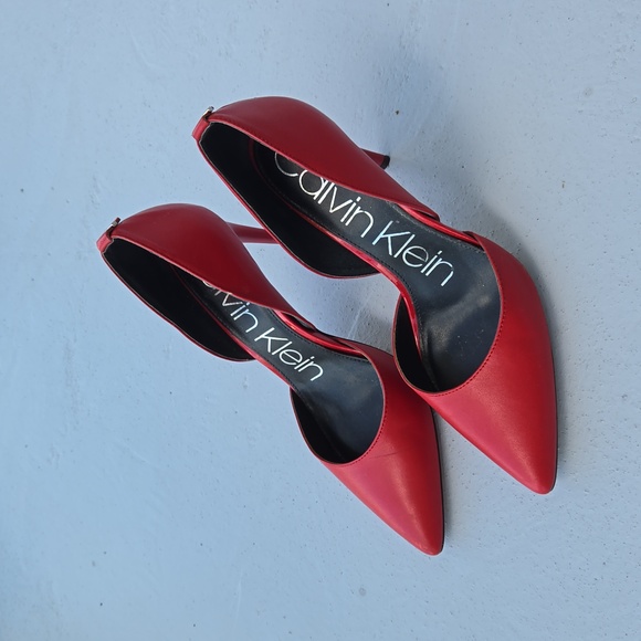 Calvin Klein Shoes - Calvin Klein size 8